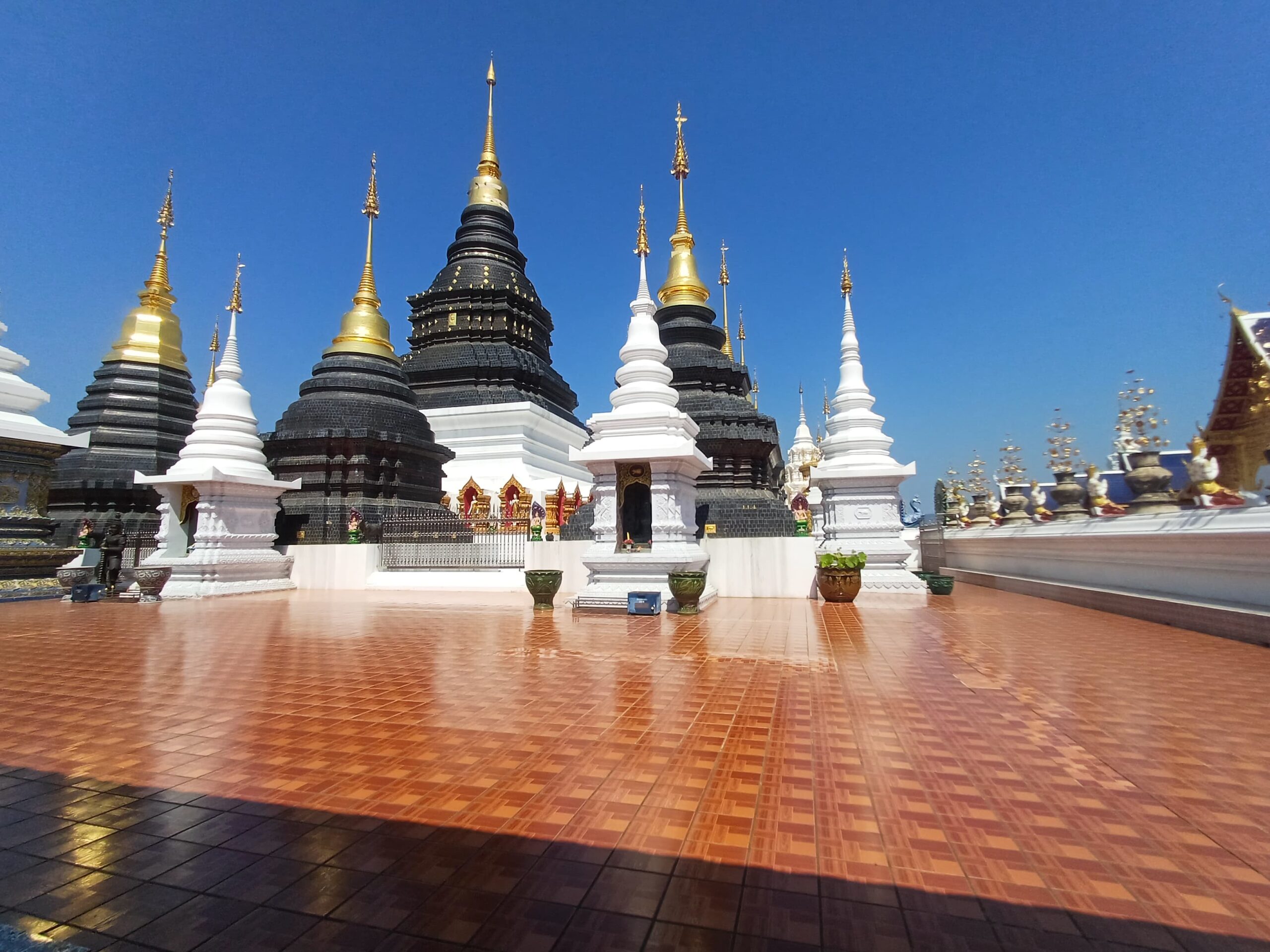 http://avichiangmaitravel.com/wp-content/uploads/2025/04/IMG-20250324-WA0020-scaled.jpg